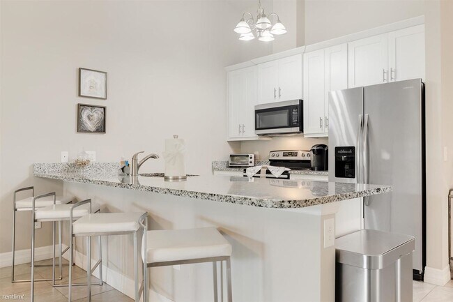 Foto del edificio - 3 br, 2 bath Duplex - 1722 Southwest 32nd ...