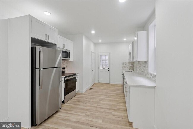 Foto del edificio - 17 N Millick St