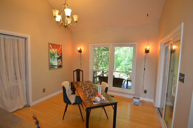 Building Photo - Ranch with bonus upstairs Fearrington Dream Home!