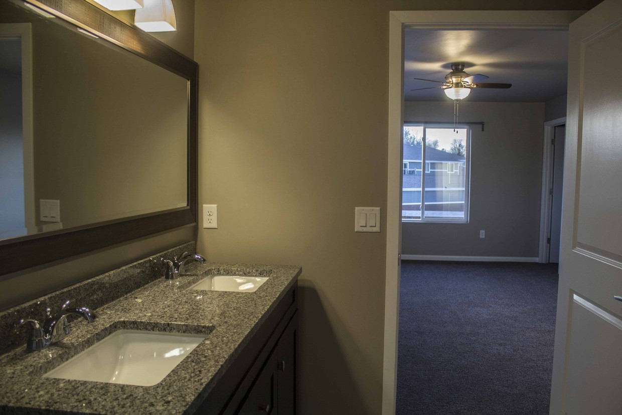 Foto principal - 2357 Sunny Lane, Unit Building 1