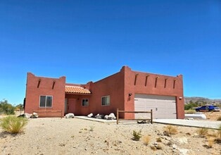Building Photo - 7425 Kellogg Ave
