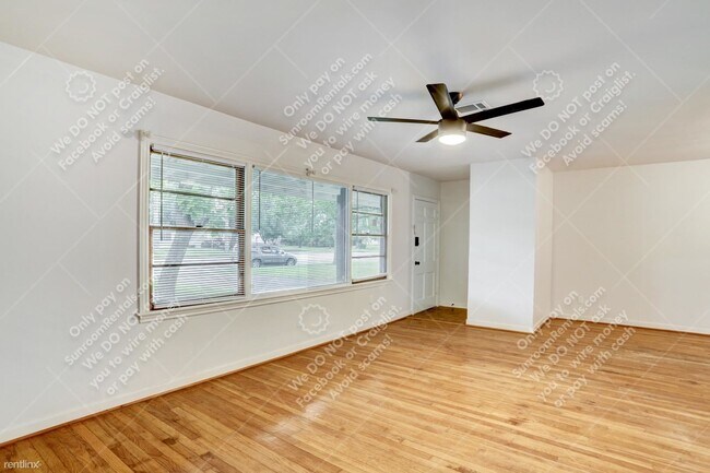 Foto del edificio - 3 br, 1 bath House - 926 19th Ave N