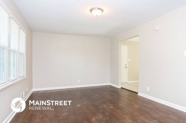 Building Photo - 6033 Hillandale Dr