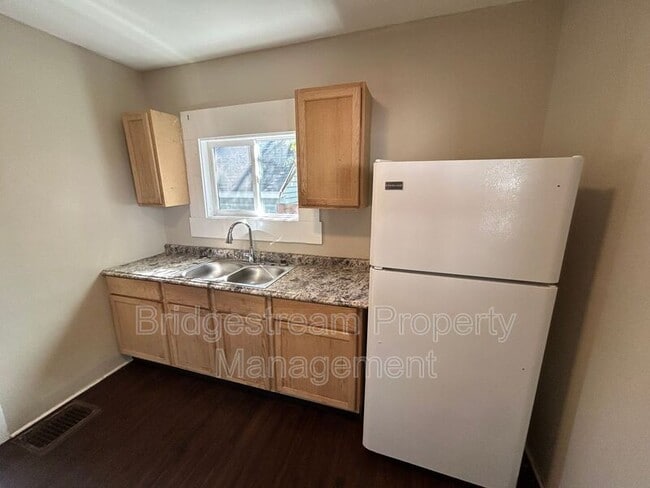 Photo - 2213 Ravenwood Ave House