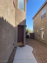 Building Photo - 9210 Pembrook Falls Ave