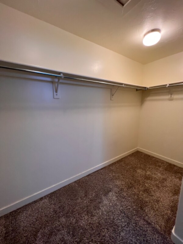 Building Photo - 1826 W 20 N
