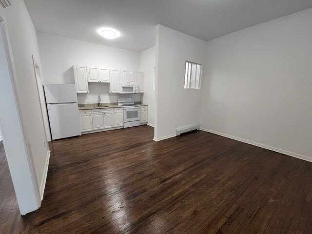 Foto principal - 584 Main St