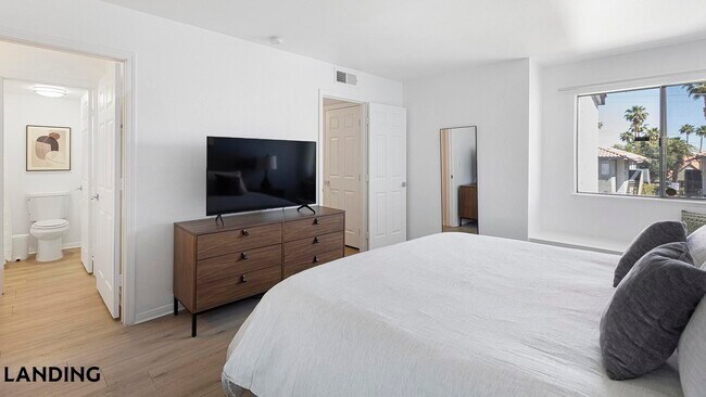 Foto del edificio - 1455 E Katie Ave