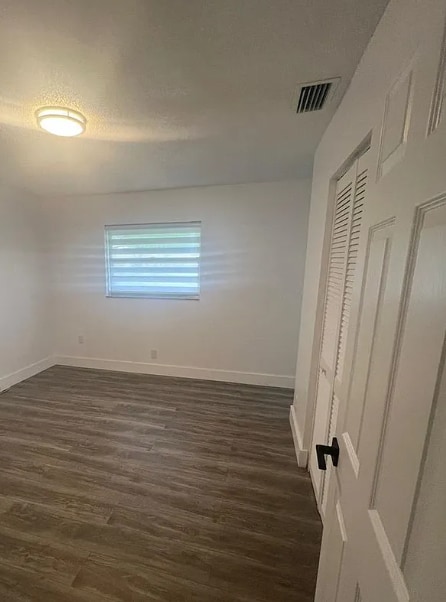 Building Photo - 718 Whippoorwill Ln