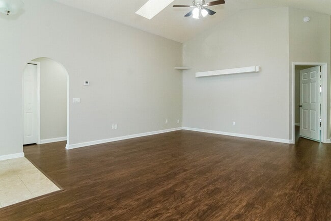 Building Photo - 2127 Newt St