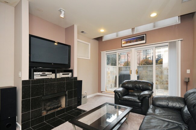 Foto del edificio - 2316 W Harrison St