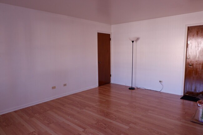 Building Photo - 7513 Country Ln