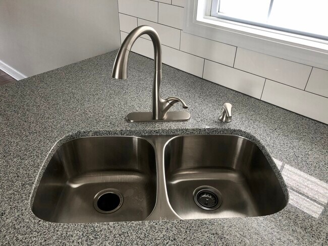 Stainless 50/50 Sink - 230 Heritage Ln