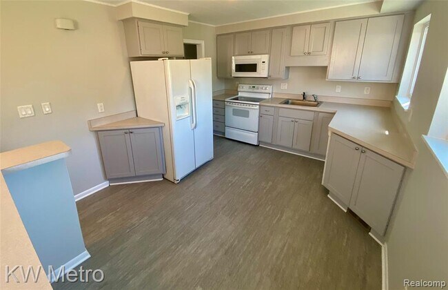 Foto del edificio - 604 Lerner Ave