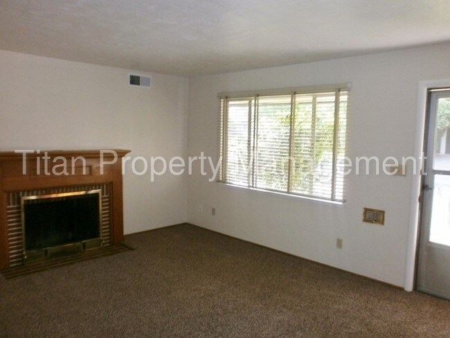 Building Photo - 5401 Dorset Way