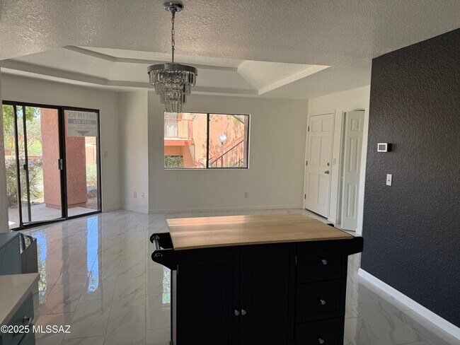 Foto del edificio - 5051 N Sabino Canyon Rd
