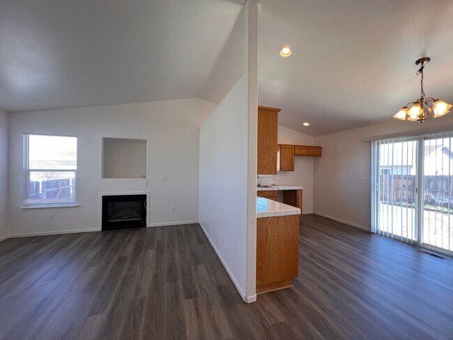 Foto del edificio - Cute Home in Donner Trail Estates.