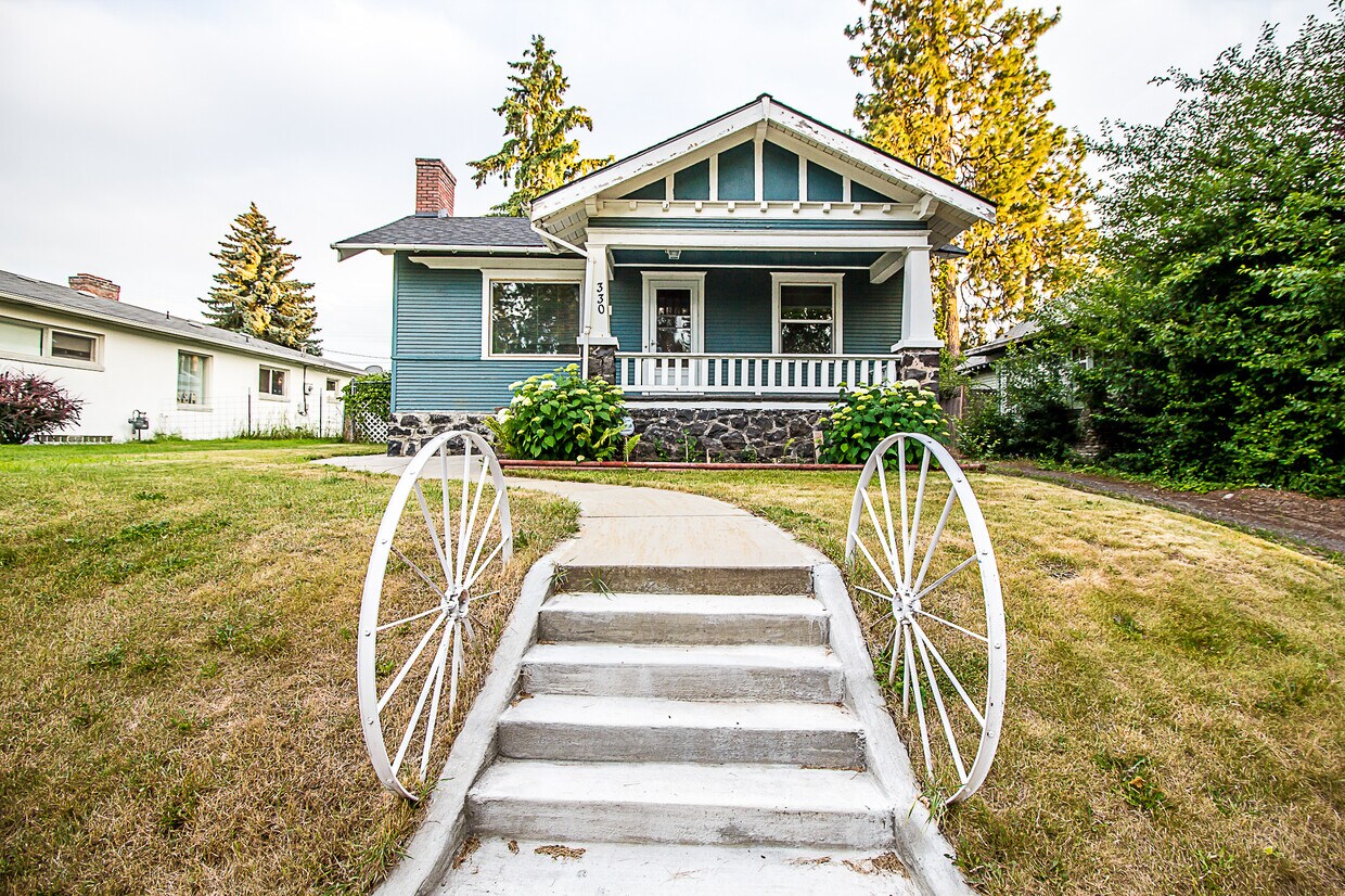 Foto principal - 330 E 30th Ave