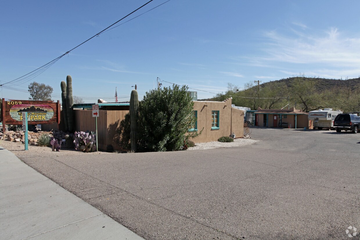 Tucson Mountain Rv Park Apartments in Tucson, AZ