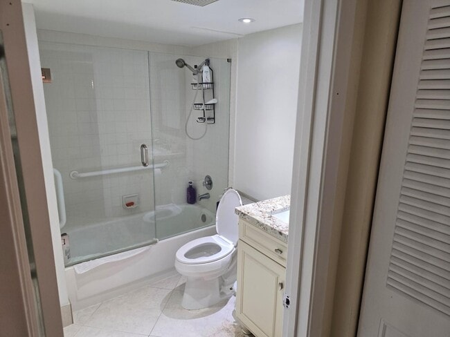 Photo - 1501 Cayman Way Apartment