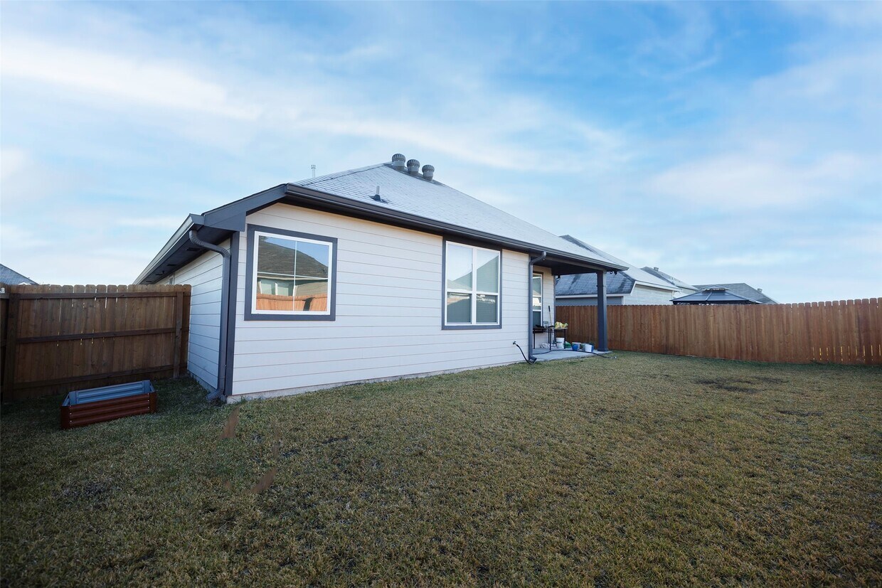 Foto del edificio - 1008 Old Vine Rd