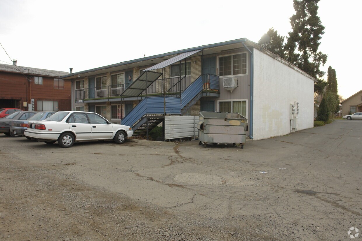 Building Photo - 1115 Mckinley Ave
