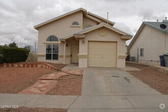 Building Photo - 2260 Tierra De Paz Way