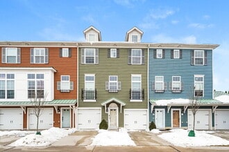 Building Photo - 39 Grandview Dr