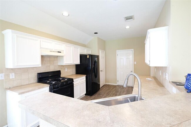 Foto del edificio - 2714 Cliffdale St