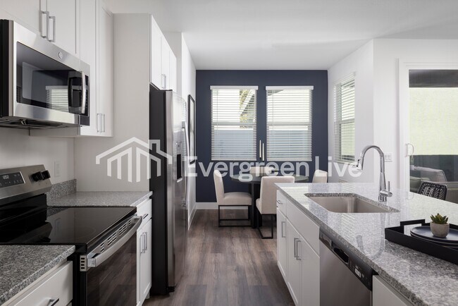 Foto del edificio - 9117 N 181st Ave