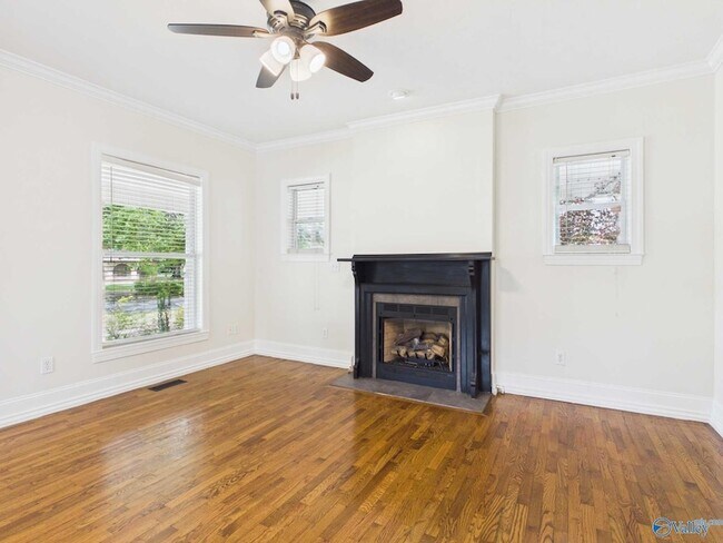 Foto del edificio - 501 Prospect Dr SE