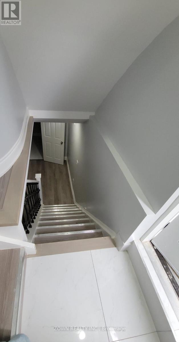 Photo du bâtiment - 1668 Portland Ct