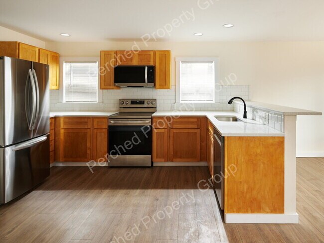 Foto del edificio - 7136 N Amherst St