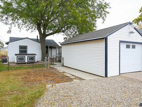 Building Photo - 705 N Highland Ave