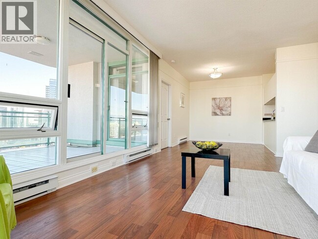 Photo du bâtiment - 6128 Patterson Ave