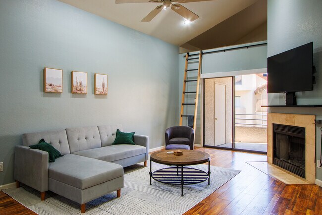 Foto del edificio - 10301 N 70th St