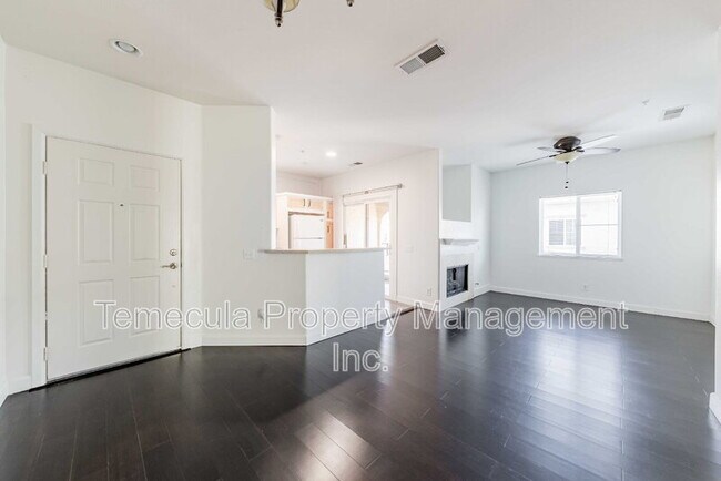 Foto del edificio - 26352 Arboretum Way