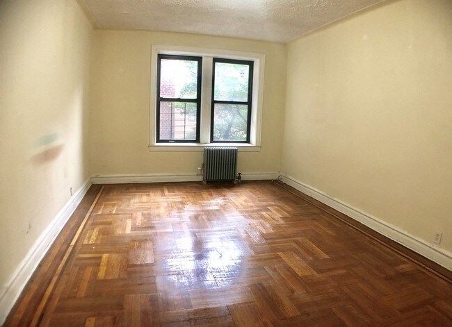 Building Photo - 221 Linden Blvd