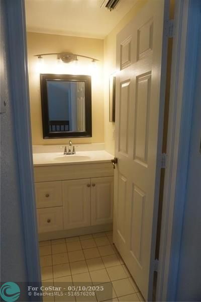 Foto del edificio - 751 SW 148th Ave