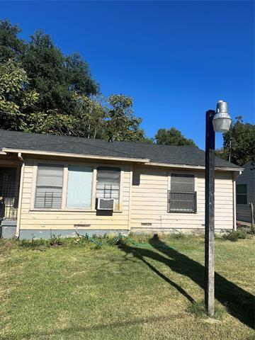 Foto del edificio - 3203 Bertrand Ave