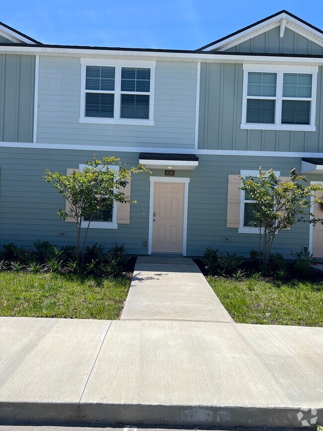 Hogan's Creek Student Apartments for Rent Jacksonville, FL 12
