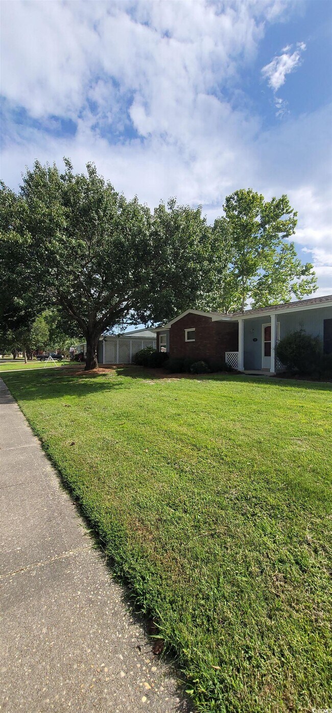 Building Photo - 609 Hibiscus Ave