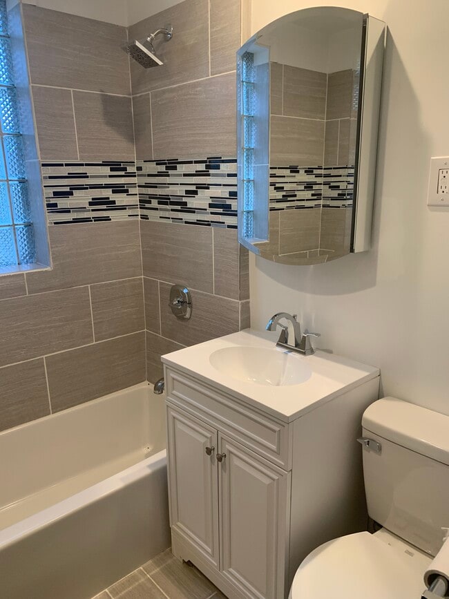 Bathroom - 6831 S Ada St