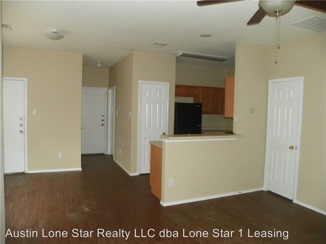 Foto del edificio - 13912 Harris Ridge Blvd