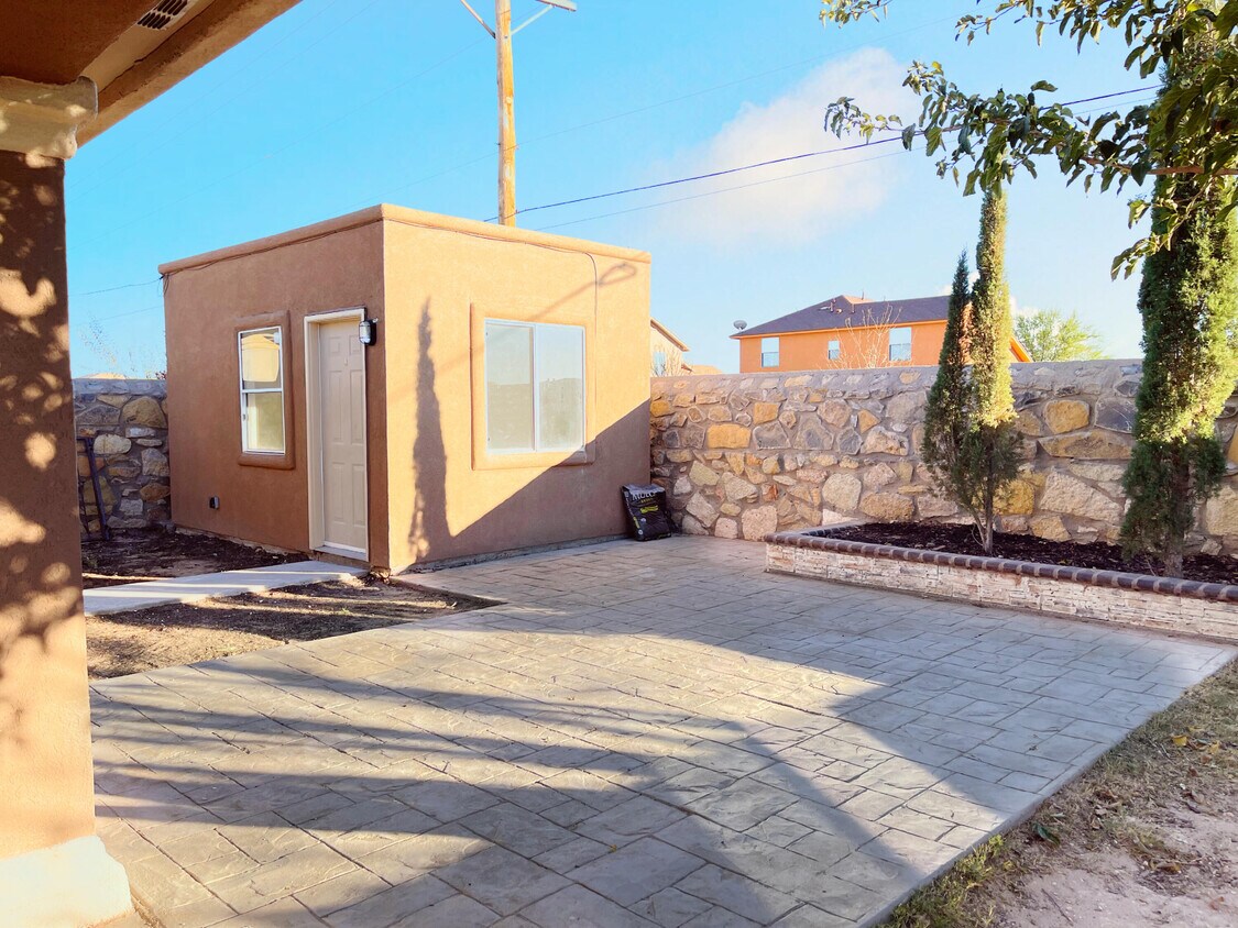 14408 Misty Point Ct, El Paso, TX 79938 House for Rent in El Paso, TX