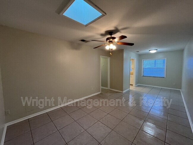 Foto del edificio - 505 S Westland Ave