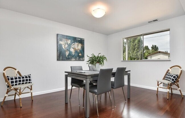 Foto del edificio - 107 N 90th St