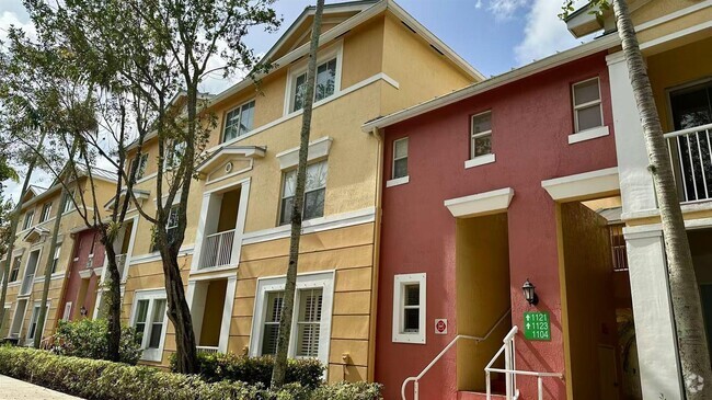 Building Photo - 1119 Shoma Dr