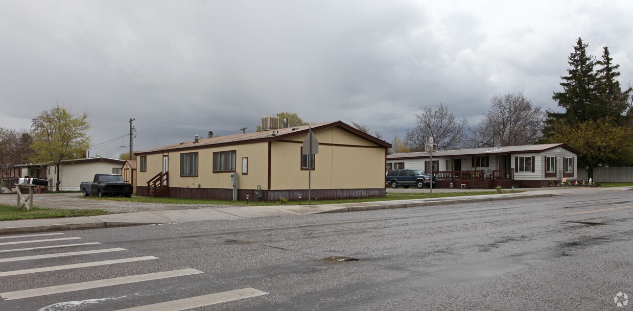 715 N Stevens Ave, Filer, ID 83328 Apartments in Filer, ID