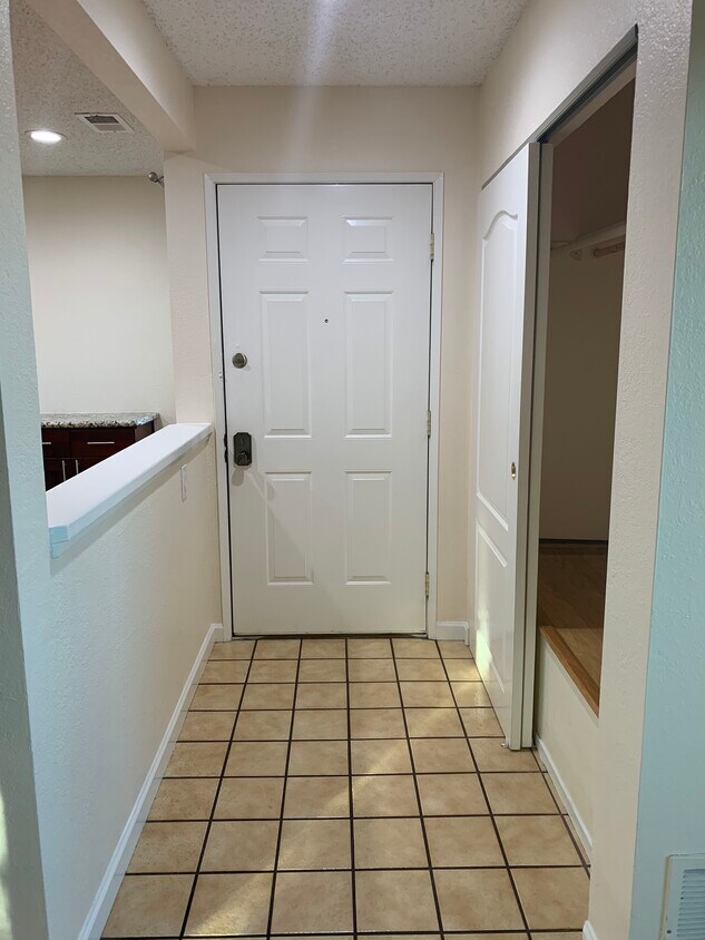 53 Shaniko Cmn Unit 14, Fremont, CA 94539 Condo for Rent in Fremont